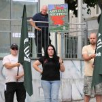 Teilnehmer_innen der neonazistischen Kundgebung. Foto: Jan Nowak